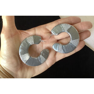 Gray & Silver Striped Flat Hoop Earrings C Shaped W/Glitter Vintage 1980's-90s